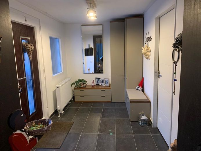 Modernisiertes Einfamilienhaus mit Kamin,Wallbox,bezugsfertig & tollem Wohngefühl – Flurbereich
