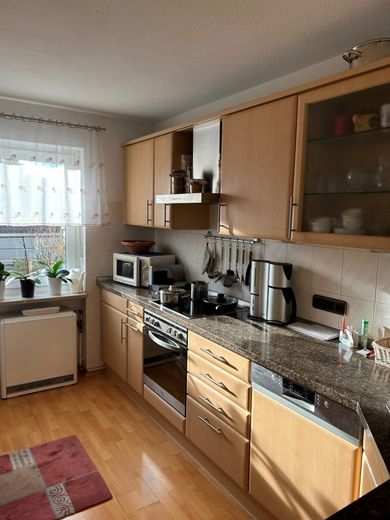 3-Zimmer-Dachterrassen Wohnung + Hobbyraum + Garage in Karlsfeld – Küche