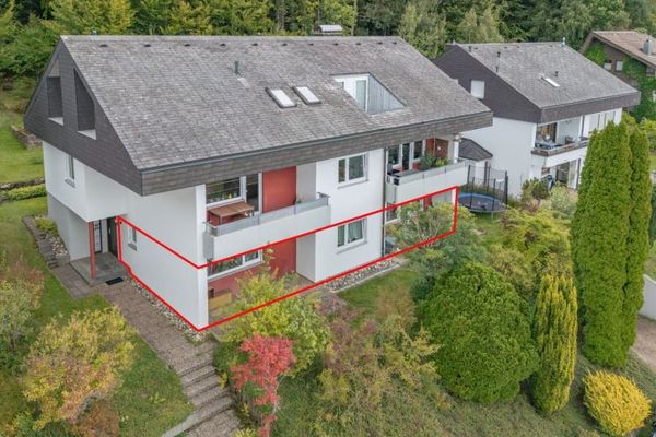 Wohnen mit Schwarzwaldblick - gepflegte 2,5-Zimmer-Wohnung mit Terrasse