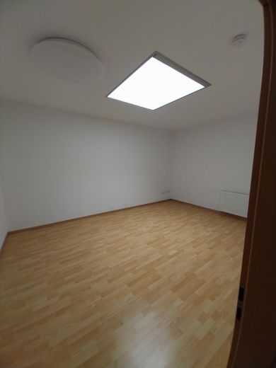 Stuttgart West renovierte, ruhige 4-Zimmer-Wohnung mit Einbauküche – 3. Schlafzimmer