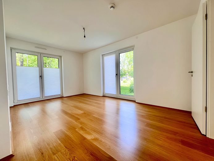 Provisionsfei: bezugsfreie, 3-Zimmer plus - KfW-55-Standard – Schlafzimmer