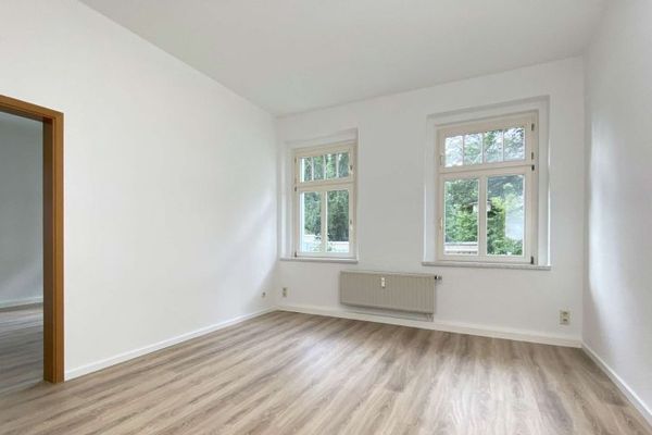 Modernisierte 2-Raum Wohnung in Hochparterre mit Garten in Rodewisch