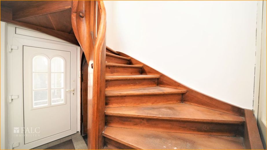 Aus ALT mach NEU!!! - FALC Immobilien Heilbronn – Treppenhaus
