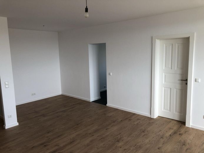 De particular - piso renovado de 3 habitaciones con balcón orientado al sur y vistas a las montañas – Foto 3