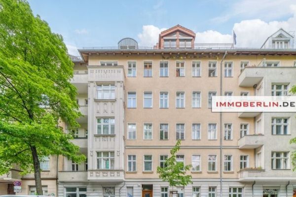 IMMOBERLIN.DE - Angenehme Altbauwohnung in gefragter Lage beim Maybachufer