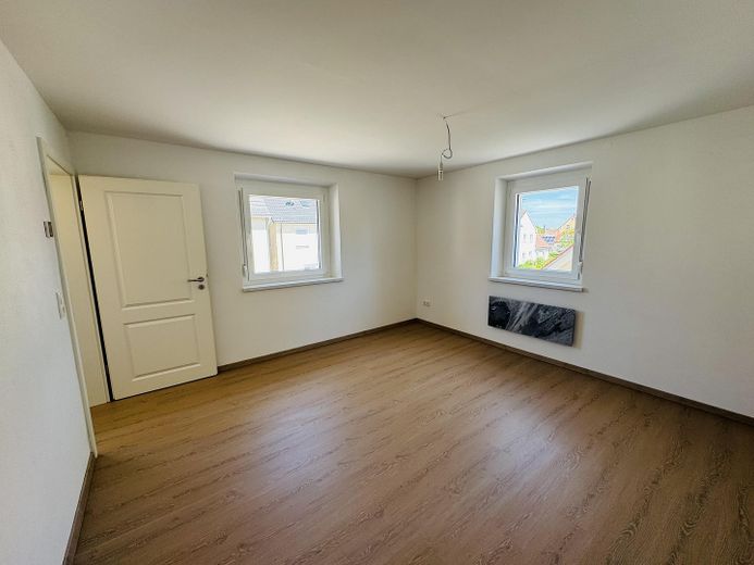 Haus Kernsaniert, provisionsfrei – Platz für zwei Generationen in Bechhofen – फोटो 10