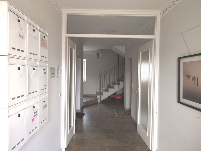Vermietetes Wohnhaus im Klosterensemble in Gars am Inn – Eingang ins Haus