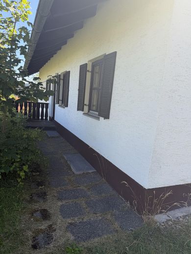Spaziosa casa unifamiliare con appartamento indipendente e vista panoramica da sogno – Foto 4