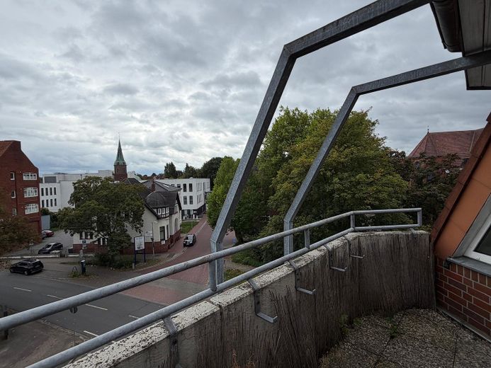 Au-dessus des toits de Delmenhorst – Aussicht Balkon