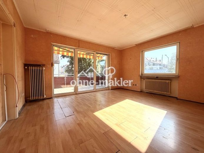 Viel Raum für Familie oder Investment – leere 4 Zimmer-Wohnung mit großem Balkon + PROVISIONSFREI + – Foto 1