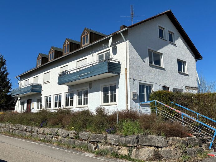 Edificio plurifamiliare con terreno aggiuntivo a Vöhringen – Foto 3