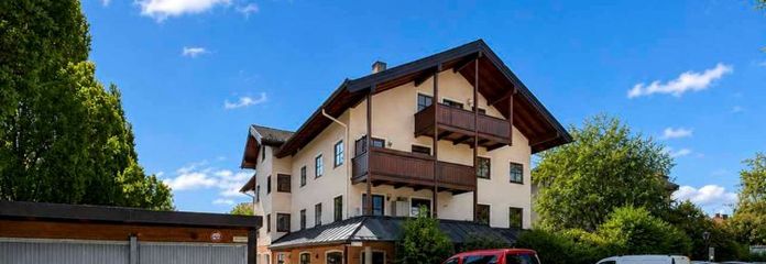Bezugsfrei & zentral: 2-Zimmer-Wohnung mit 2 Balkonen und Aufzug in Feldkirchen-Westerham