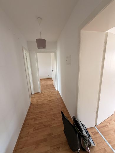 City, gut geschnittene schöne 3-Zimmer Wohnung an der Lorettostraße/Ecke Bilker Allee – Diele Bild 1
