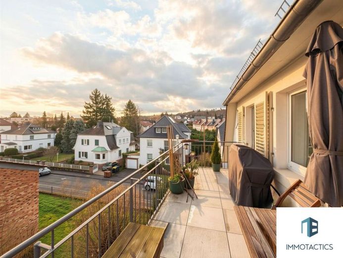 Spacious 4-room apartment with old-building charm and balcony in Bad Kreuznach-Süd – Foto 1