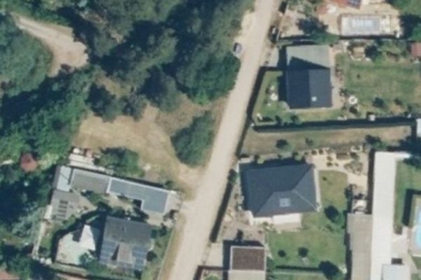 IMMOBERLIN.DE - Berlin çevresindeki speckgürtel'de idil bir konumda dikkat çekici bir arsa