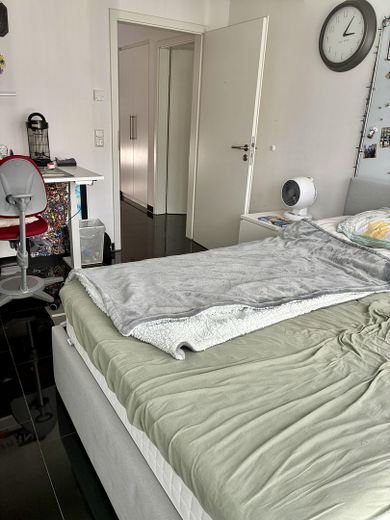 Ten nowoczesny dom w zabudowie bliźniaczej jest gotowy dla Państwa i Państwa rodziny w Unterschleißheim-Hollern. – Kinderzimmer 1