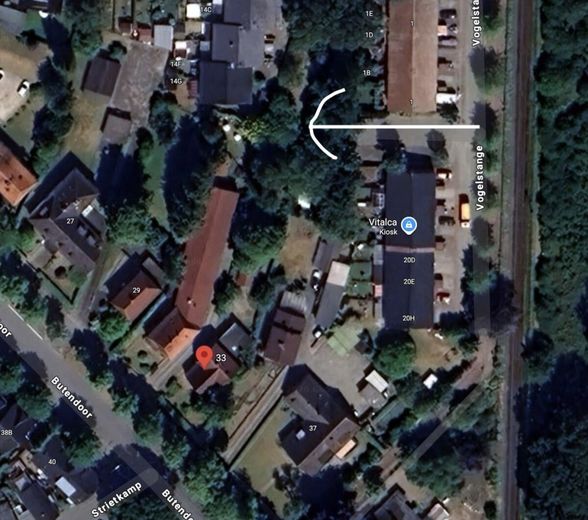 *Grundstück mit Altbestand, ideal zur Bebauung mit einem großen EFH, oder einem Zweifamilienhaus !!!* – Luftbild