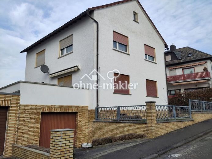 Mehrfamilienhaus in B.N.-Steinfurth – Foto 1