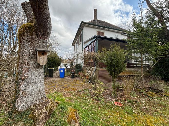 Freistehende Kaffeemühlenhaus Villa mit Naturgarten – Foto 45