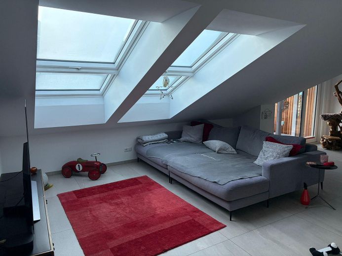 Appartamento mansardato in posizione premium con vista panoramica – Foto 20