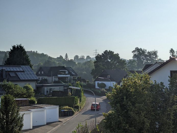 Von Terrasse OG nach Osten