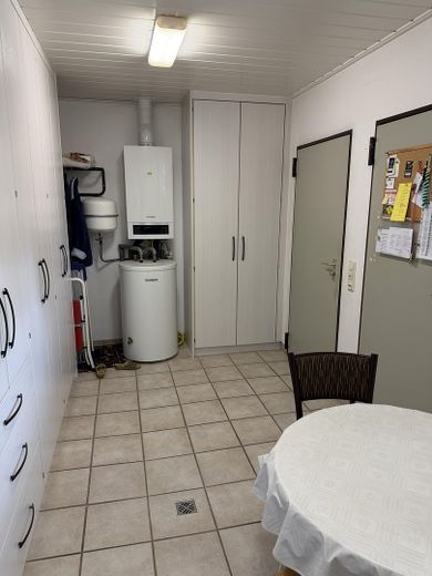 Migliore posizione alla periferia della città, una casa sorprendente, materiali pregiati incorporati – Foto 15