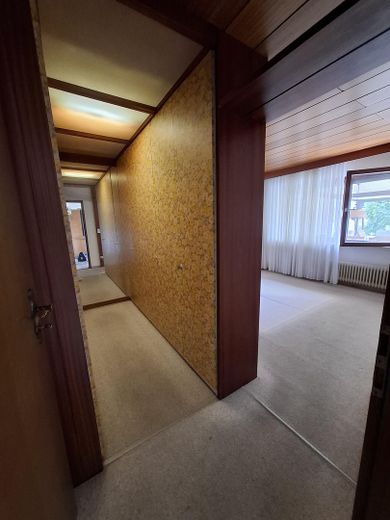 Straordinaria casa bifamiliare a schiera Nürnberg Eibach senza provvigione – Schlafzimmer mit Ankleide EG