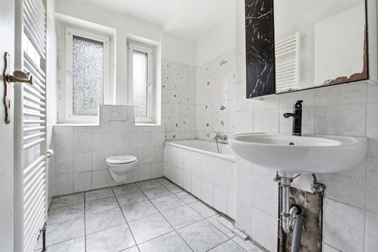 Atractiva inversión de capital con 6 unidades, balcones y potencial de desarrollo – Foto 20