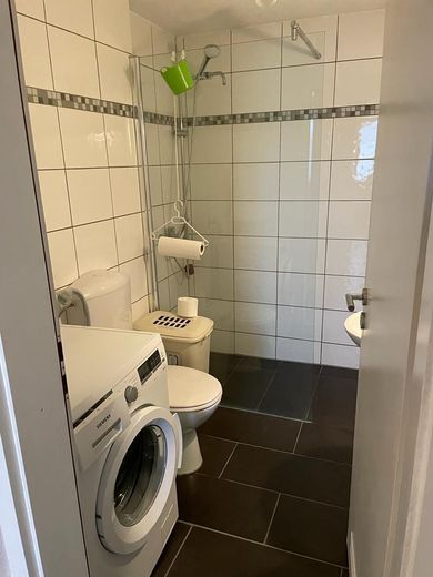 Gepflegte 2 Zimmer Wohnung im Zentrum von Homburg zu verkaufen – Bad
