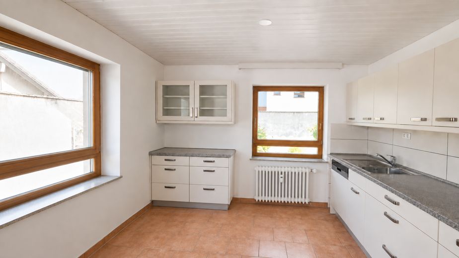 Apartamento de 3 habitaciones en Salem-Beuren | renovado antes de la ocupación | 79 m² | plaza de aparcamiento – Foto 4