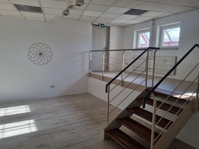 Attraktives vielseitiges Ladenlokal in Rastatt 80,51 m² große Schaufensterfront – Foto 13