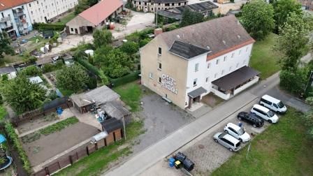 Gewerbeareal mit Altbestand – Bild 2