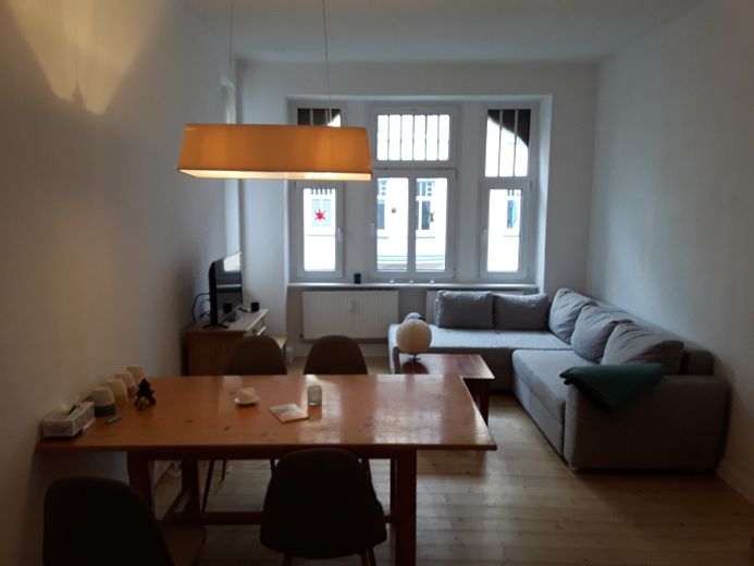 Attraktive, sehr schön möblierte 3-Zimmer Wohnung in Erfurt – Wohnzimmer