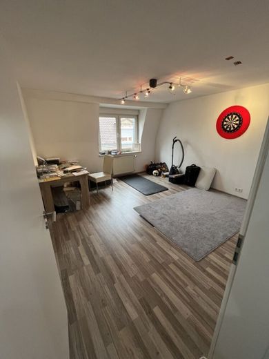 Kapitalanlage in Zirndorf: Große 4-Zimmer-Wohnung mit attraktiver Rendite - Jetzt sichern! – ETW 100qm Zirndorf-2 028