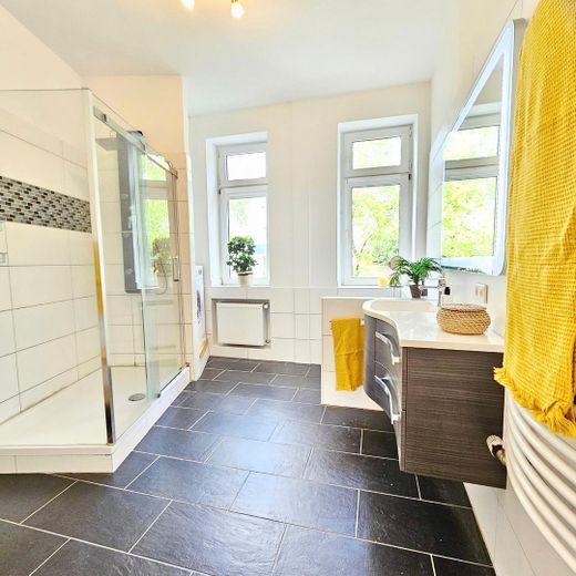 Über Frankfurts Dächern: 4-Zimmer-ETW mit Skylineblick, Balkon & Einbauküche – provisionsfrei – Foto 6