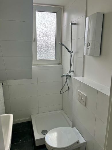 KÖLN-SÜDSTADT; SINGELS UPJEPASS; LICHTDURCHFLUTETES GROSSRAUMAPT. – Foto 6