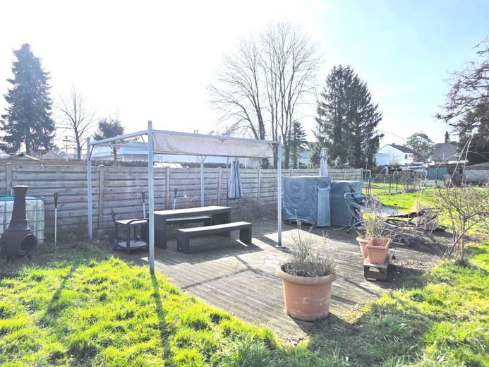 ++ MODERNISIERTE HOFANLAGE + SCHEUNE + STALLUNGEN + GROSSER GARTEN!! ++ – SONNENTERRASSE