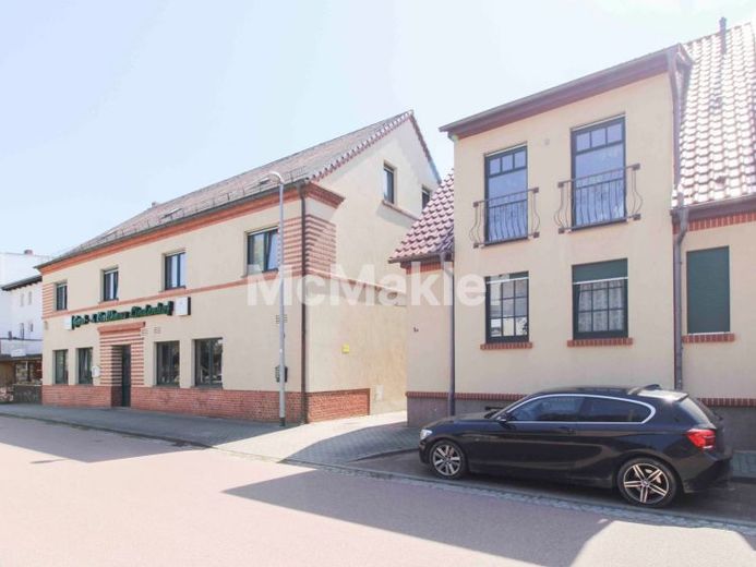 Lutherstadt Wittenberg-Pratau’da esnek kullanım için en iyi potansiyele sahip 2 gayrimenkul – Fotoğraf 1