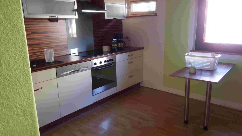 Anwesen mit Einfamilienhaus inkl. ELW & zweitem Wohnhaus, Garagen, Carport, Scheune & Werkstatt – Foto 38