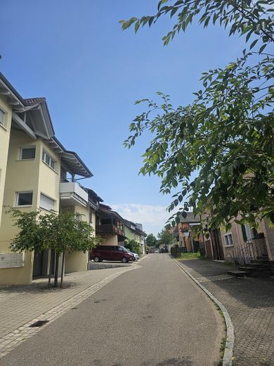 Strasse vor dem Haus 1