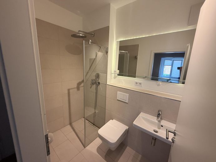 2 Katta Yaşam - Neues Wallufer - Lübeck – Badezimmer im Erdgeschoss
