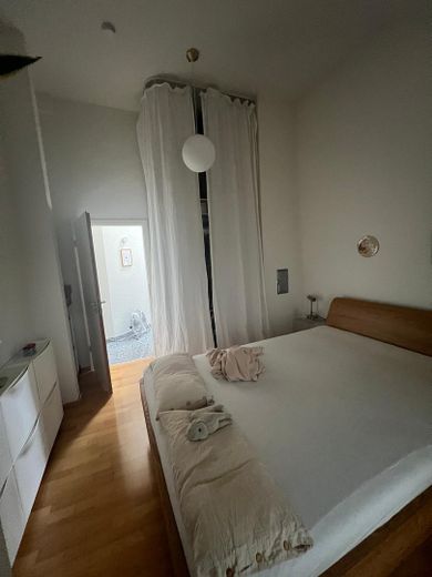 Cosy 2-room penthouse apartment with balcony and fitted kitchen in Wehr – Schlafzimmer