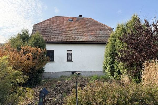 Casa unifamiliare indipendente, 4 locali, ca. 112 m² di superficie abitabile e 1.580 m² di terreno