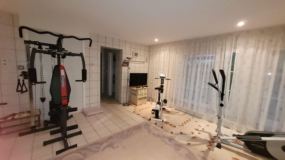 Privatverkauf EFH in Oberstaufen-Weißach, – Fitness UG