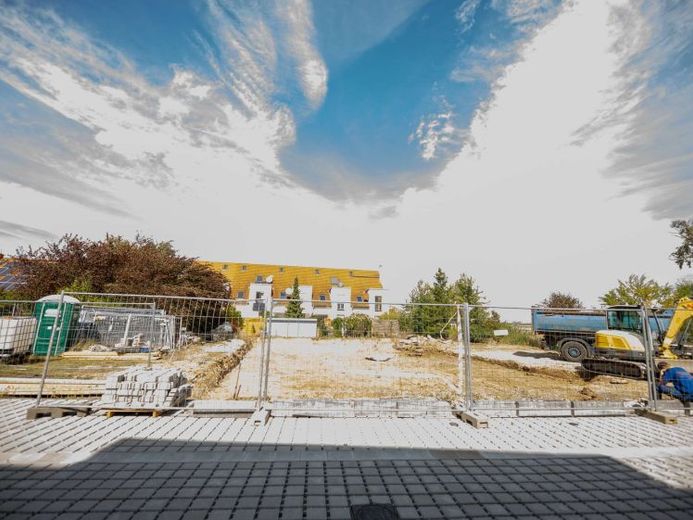 WIR BAUEN FÜR SIE! Seenahes Familienglück in der Lindenallee – Foto 1