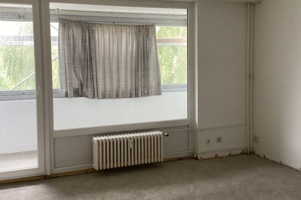 Elmshorn में किराये के लिए 3 कमरों वाला अपार्टमेंट – केंद्रीय और रोशन