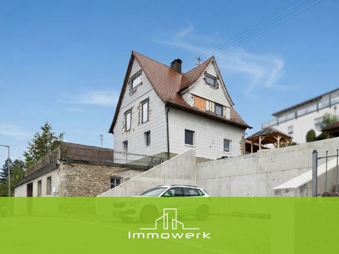 Opportunità per artigiani e investitori: casa trifamiliare autorizzata con ca. 249 m² di superficie abitabile – Foto 1