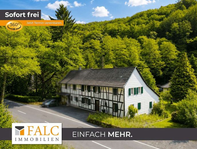 Fachwerkhaus mit Charme - Doppelhaushälfte zur individuellen Gestaltung – Außenansicht