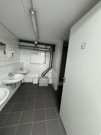 WC KG