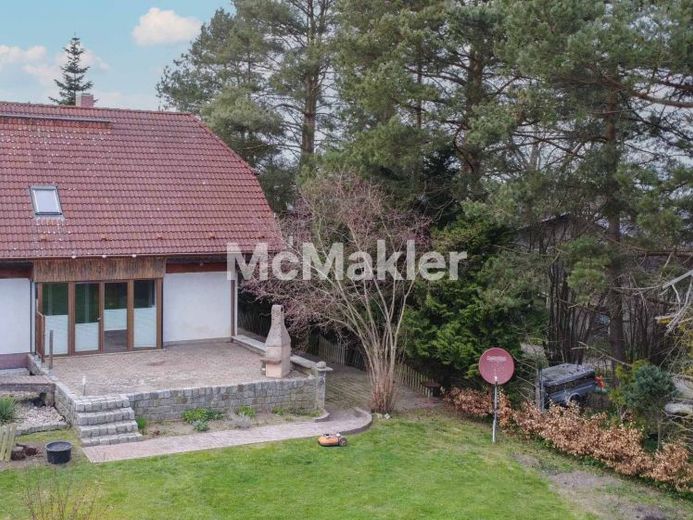 Doppelhaushälfte mit viel Platz & Gestaltungsmöglichkeiten für Familien in Vollrathsruhe – Foto 1